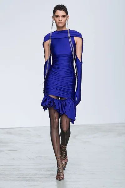 Look 23